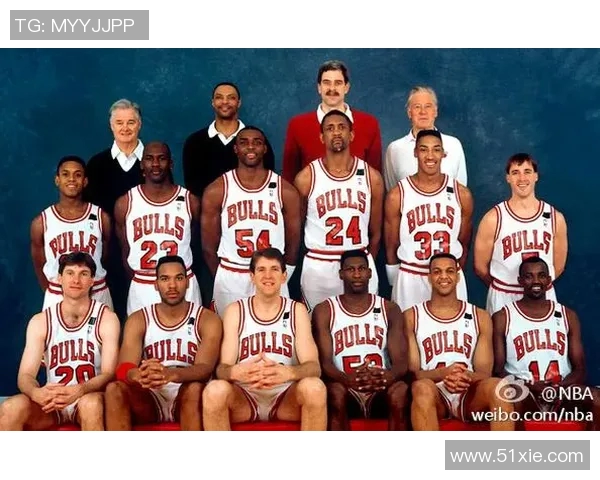 1992年NBA总决赛公牛队与开拓者队的经典对决回顾与分析 1992年NBA总决赛公牛队与开拓者队的经典对决回顾与分析